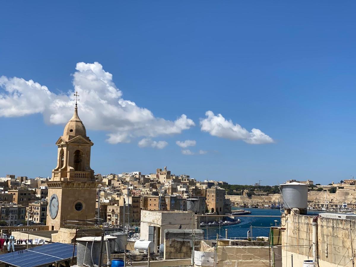 The Knight - Heritage & Art Home At Birgu Square Bagian luar foto